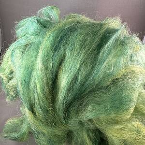 Dyed Leicester Longwool pin-drafted roving