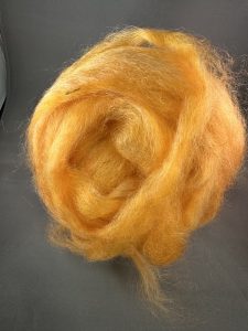 Dyed Leicester Longwool pin-drafted roving - Image 3